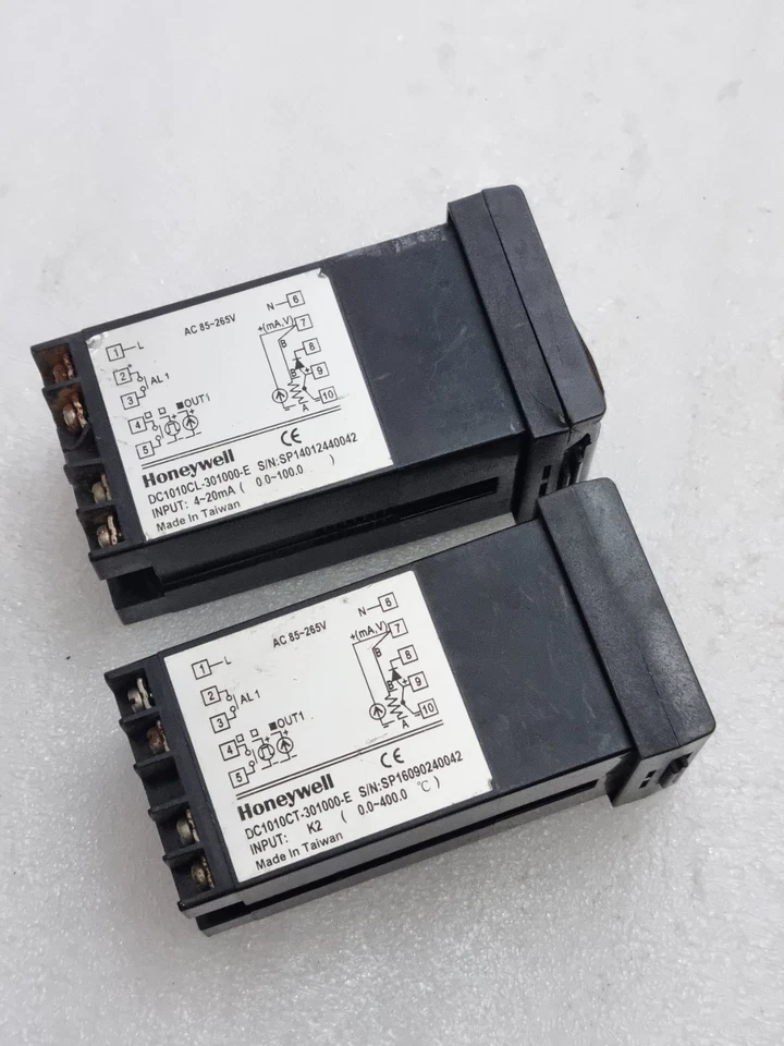 Used Working Honeywell DC1010CT-301000-E PID Digital Temperature Controller